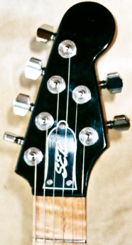 Fender/Gibson Combo headstock